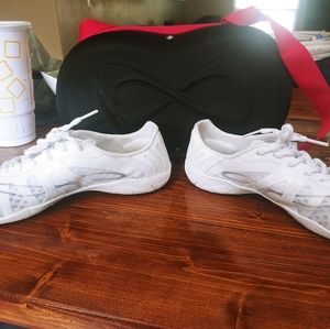 Nfinity cheer shoes